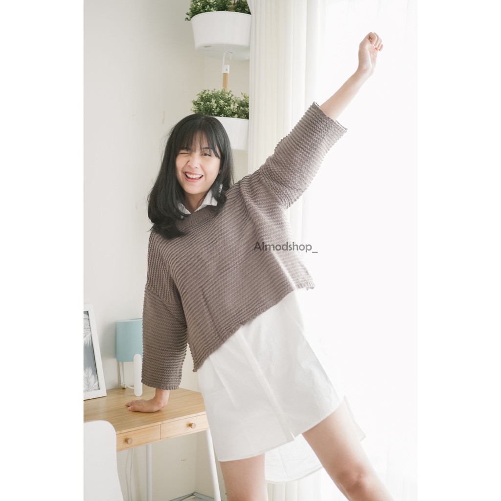 Yuna Sweater Crop / Sweater Rajut Crop Premium Wanita / Rajut Premium Wanita