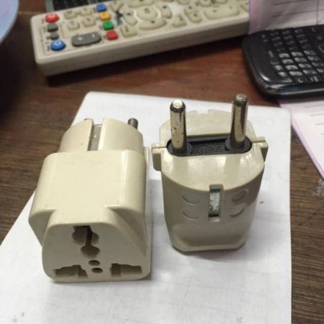 COLOKAN LISTRIK STEKER COLOKAN LISTRIK