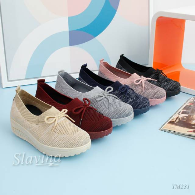 Slavina Lovia Wedges TM231 VIO*