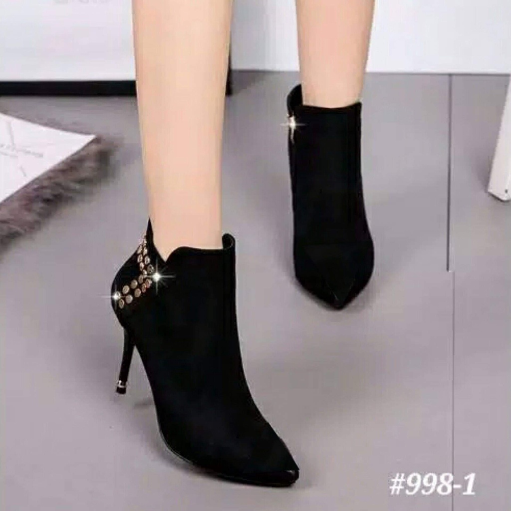 SEPATU HEELS BOTS WANITA FASHION