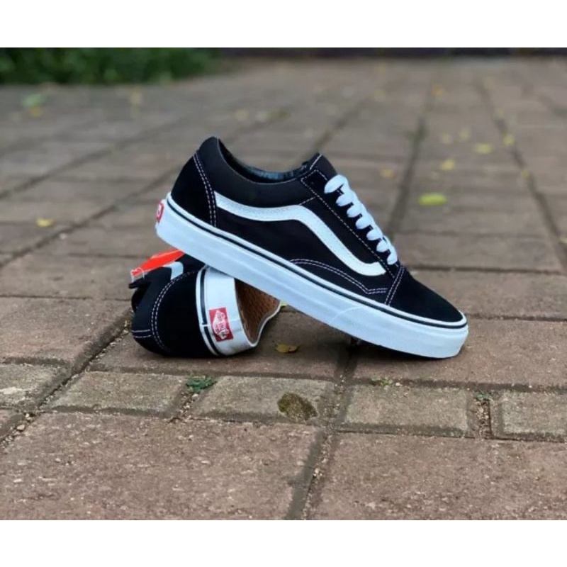 PROMO SNEAKERS TERBARU V4NS OLDSKOOL CLASSIC AUTHENTIC/SEPATU V4NS CACING/SEPATU V4NS WARNA/SNEAKERS V4NS WARNA MARUN/SEPATU CASUAL MODEL BARU/SEPATU FORMAL PRIA/SNEAKERS PRIA DAN WANITA TERBARU/SEPATU TREND MASA KINI V4NS CACING MARUN/SEPATU SEKOLAH COD