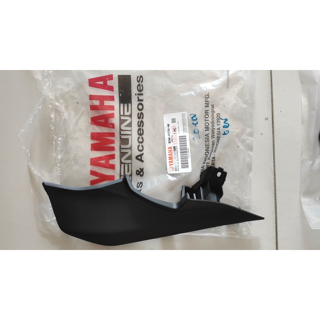 sambungan step floor pijakan kiri gear 125 ori yamaha b3w-f1716-00