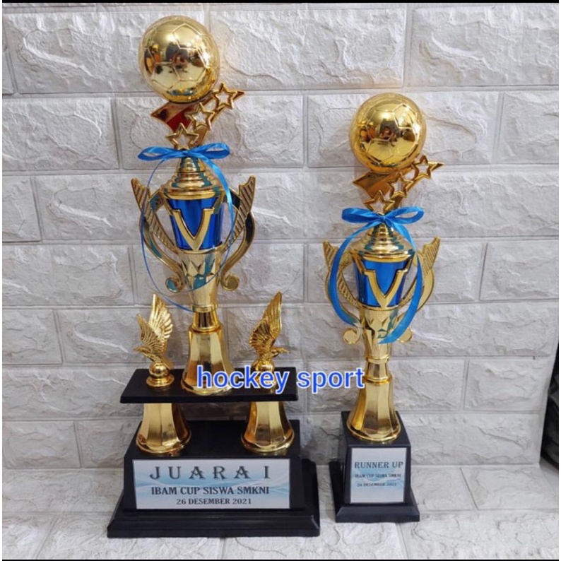 Piala / Trophy Sepak Bola Kaki 1 dan Kaki 2 (satu set)