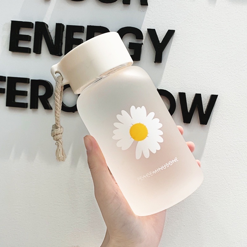 500ml Small Daisy Transparent Plastic Water Bottles BPA Free Creative Frosted Water Bottle With Portable Rope Travel Tea Cup ow