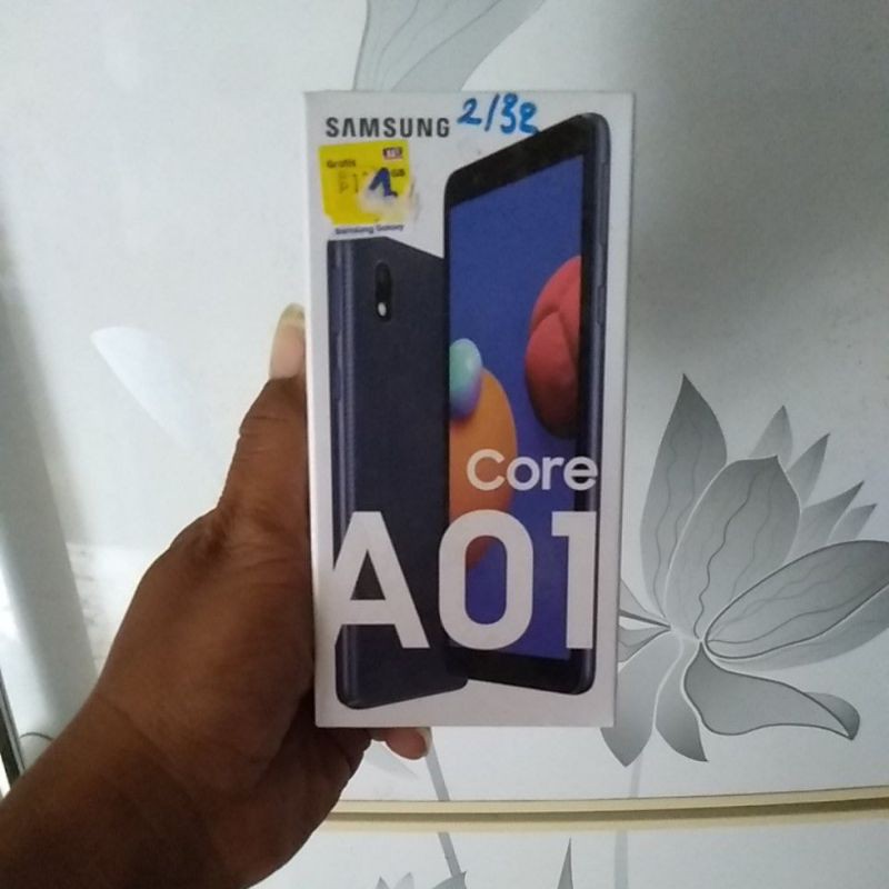 Samsung A01 Core 2/32 | Shopee Indonesia