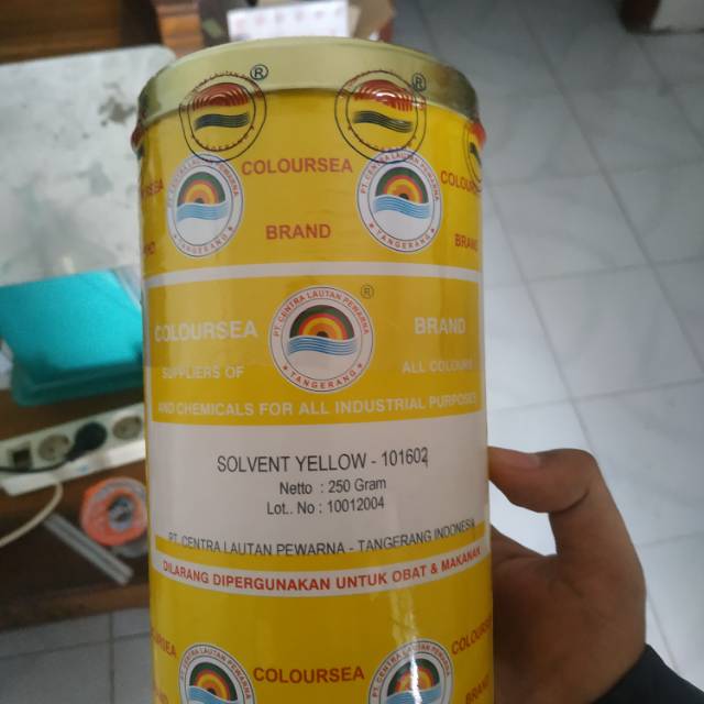 

Coloursea pewarna minyak kuning