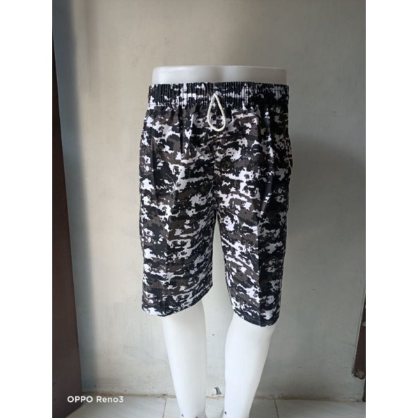 Kolor Loreng M-L Celana Pendek Army Pria