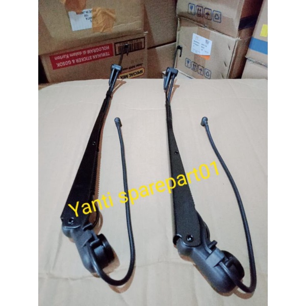Gagang wiper CANTER ps110 ps125 harga satu set kanan kiri