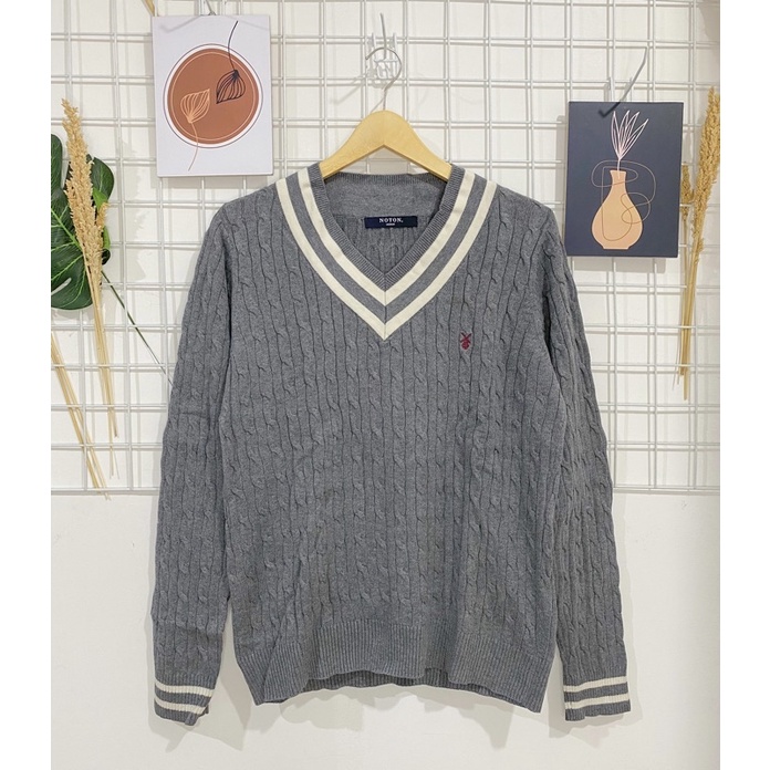 Noton Academia Sweater