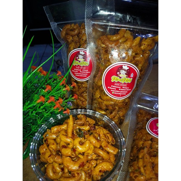

MAKARONI CIKRUH DAUN JERUK