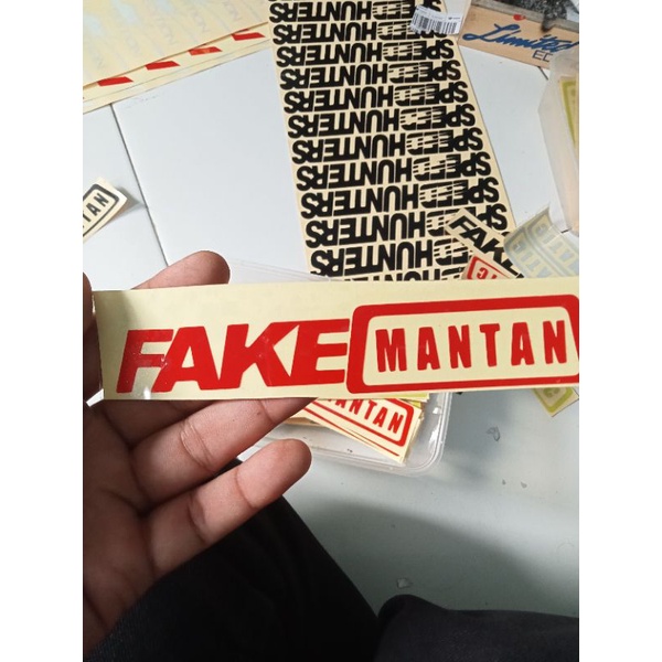 STIKER CUTNG VARIASI MOTOR HELM LOGO FAKE MANTAN VIRAL COD