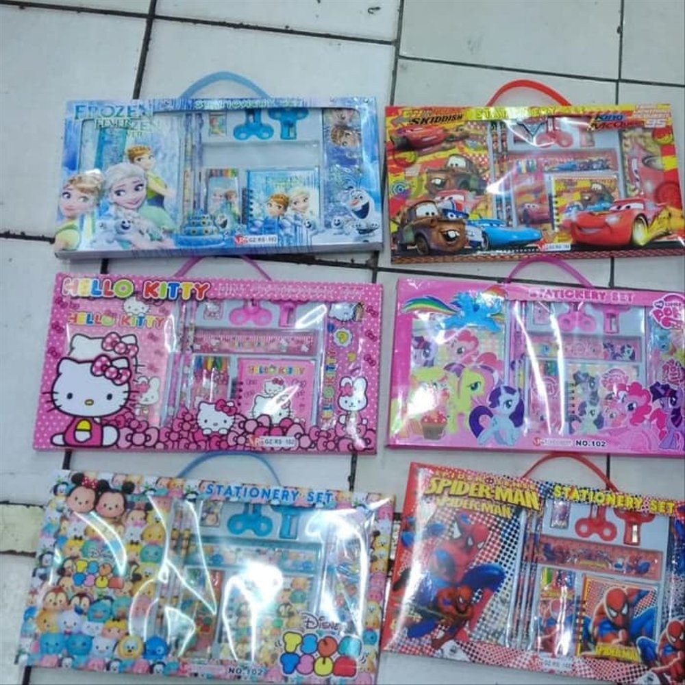 

1 Set alat Tulis Karakter Frozen / Alat tulis Frozen /Alat tulis Anak Obral