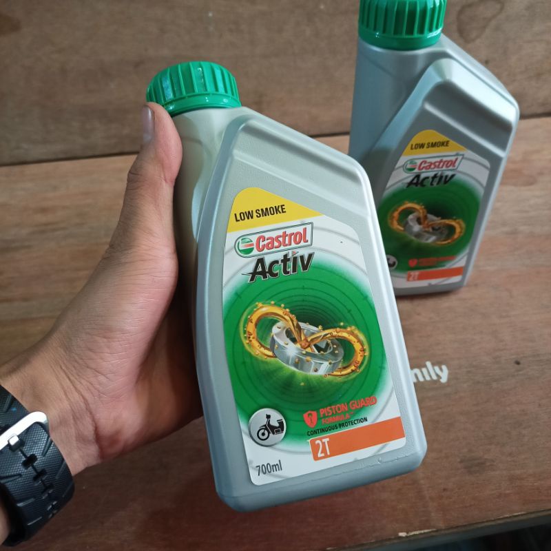 Oli samping castrol 2tak