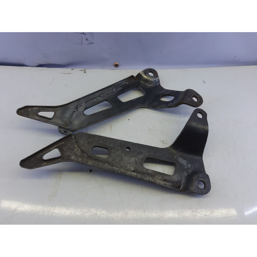 Poostep foostep pijakan kaki belakang motor Yamaha FizR force Vega R lama fiz force one original