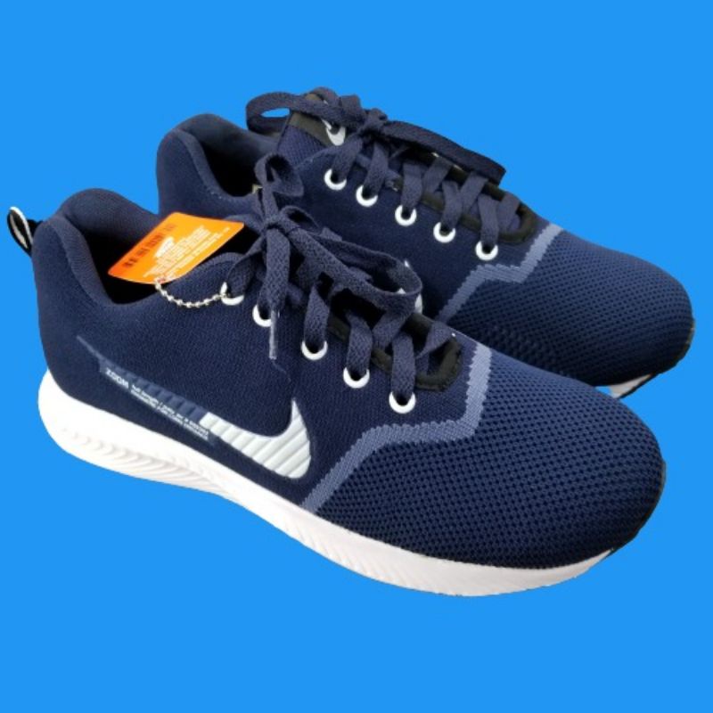 sneaker sepatu pria/sepatu sport fashion