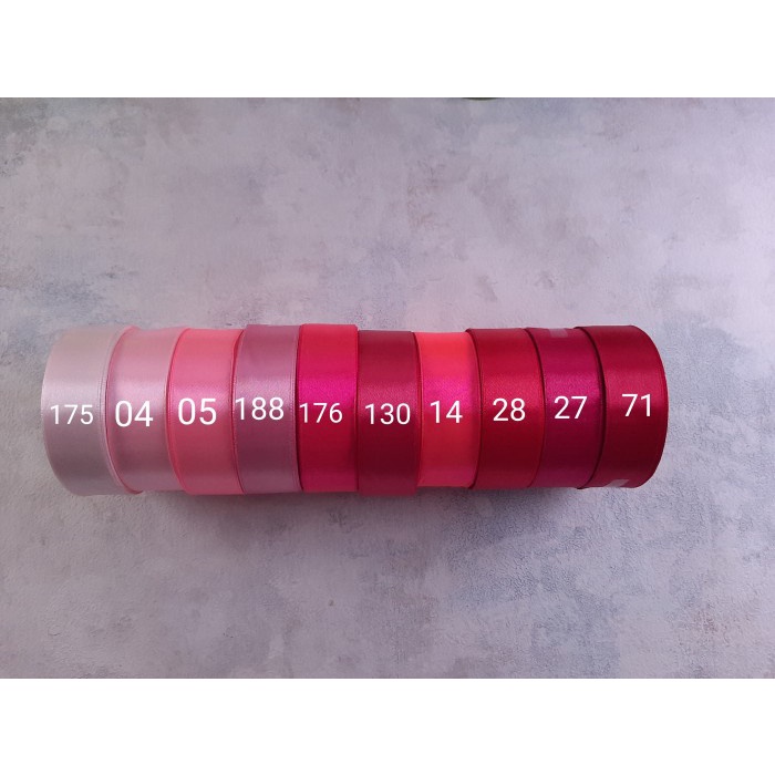 

Pita Satin - Polos ; Mix Colour B ;Mix Size; Panjang 20 yards