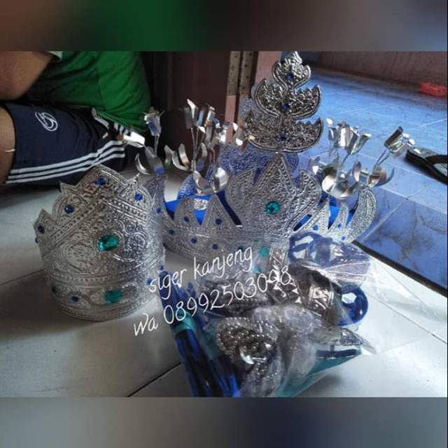 Siger 1 set pepadun lampung