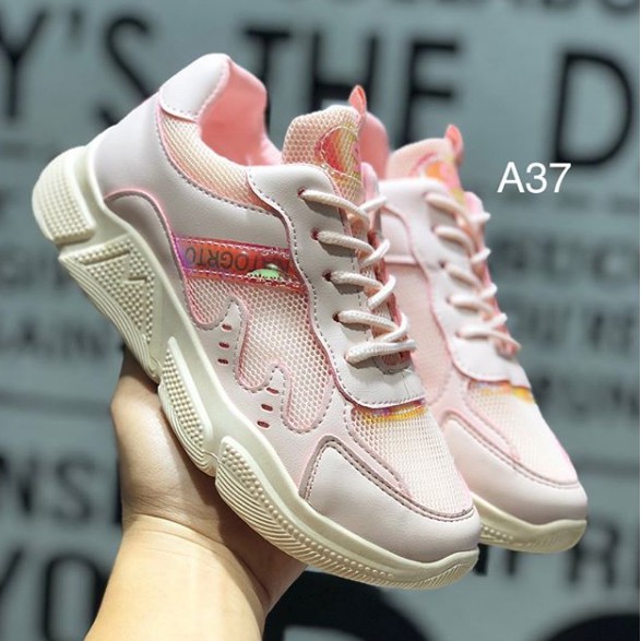 Sepatu Sneakers A37