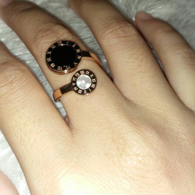 Cincin bvlgari romawi size 7 titanium premium rose gold