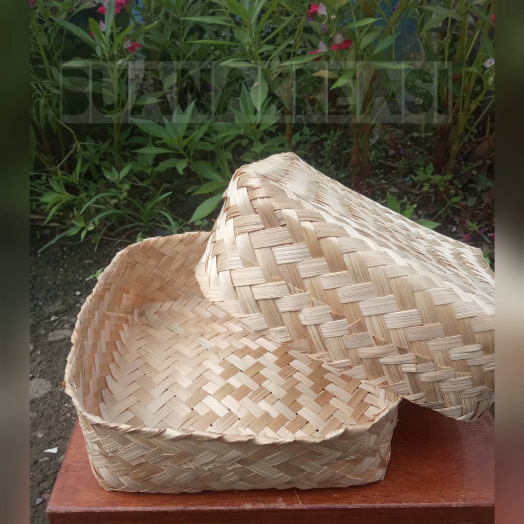 Besek Bambu +- 14 Cm PALING KECIL Kotak Kue (1Pak isi 5Pasang Wadah+Tutup)