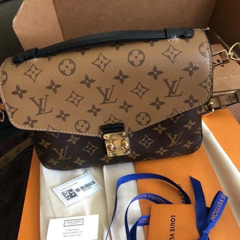 Prelove LV Louis Vuitton Metis Monogram 2019 Made in France Authentic, Mulus, Beli di Melbourne