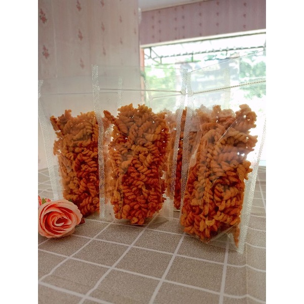 

Makaroni spiral pedas