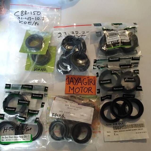 Seal ShockBreaker CBR 150 250 Pulsar 135 180 200 220 Sanex TS 125 CBK 2 Dtracker Shock Ninja Fulsar 