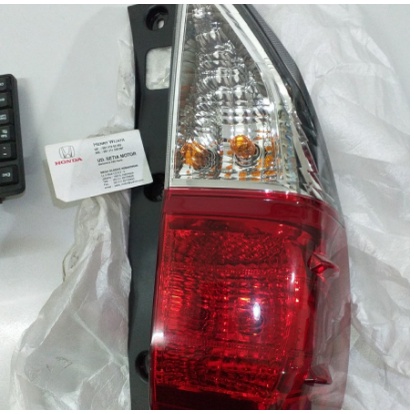 Lampu belakang StopLamp Taillight Toyota Innova reborn Original