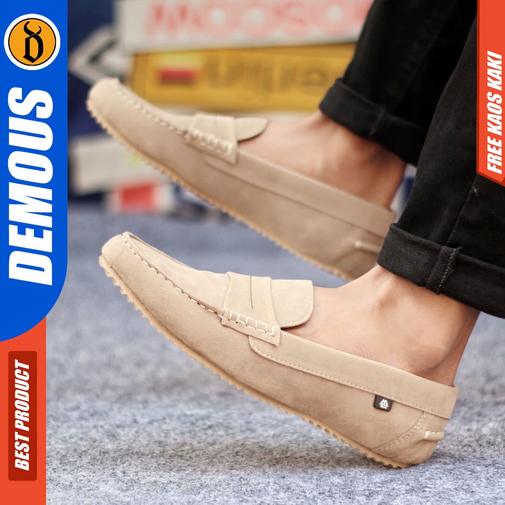 DEMOUS NOAH Sepatu Casual Slip On Pria