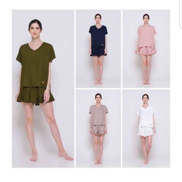 Hellolilo Ruffle Set