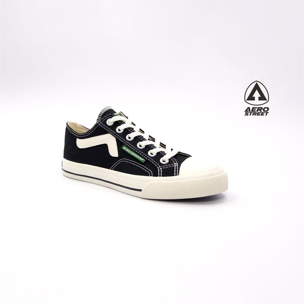 Aerostreet 37-44 Jhosse Low Hitam - Sepatu Sneakers Casual Sekolah Pria Wanita Aero Street-1