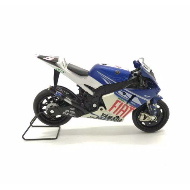 NewRay 1:18 Yamaha 2007