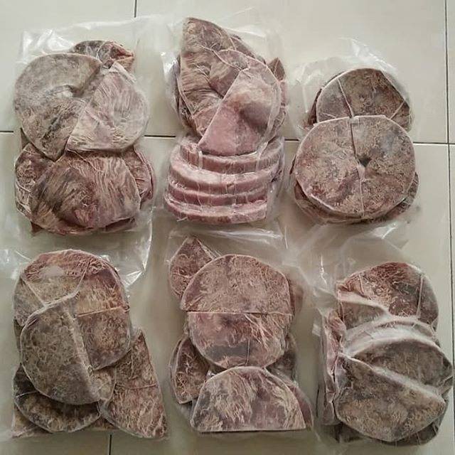 

Daging Sapi Wagyu Meltik Batik - 1 Kg - READY STOCK