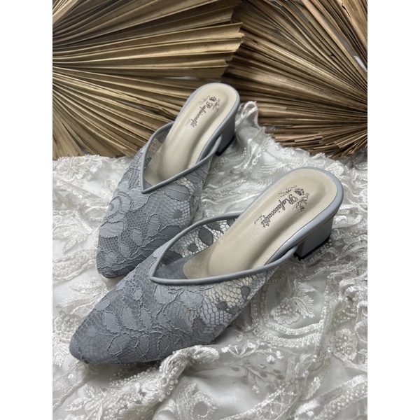 sepatu wanita wedding abu johana 5cm tahu