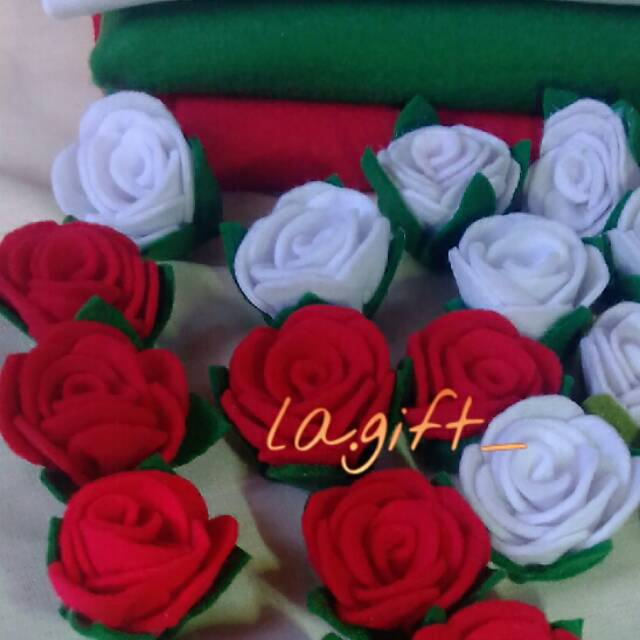 Duit turus Bunga Mawar flanel