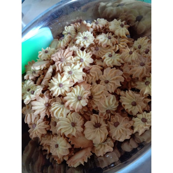 

KUE SEMPRIT 500 GRAM/KUE KERING/COOKIES BUNGA/KUE MANIS