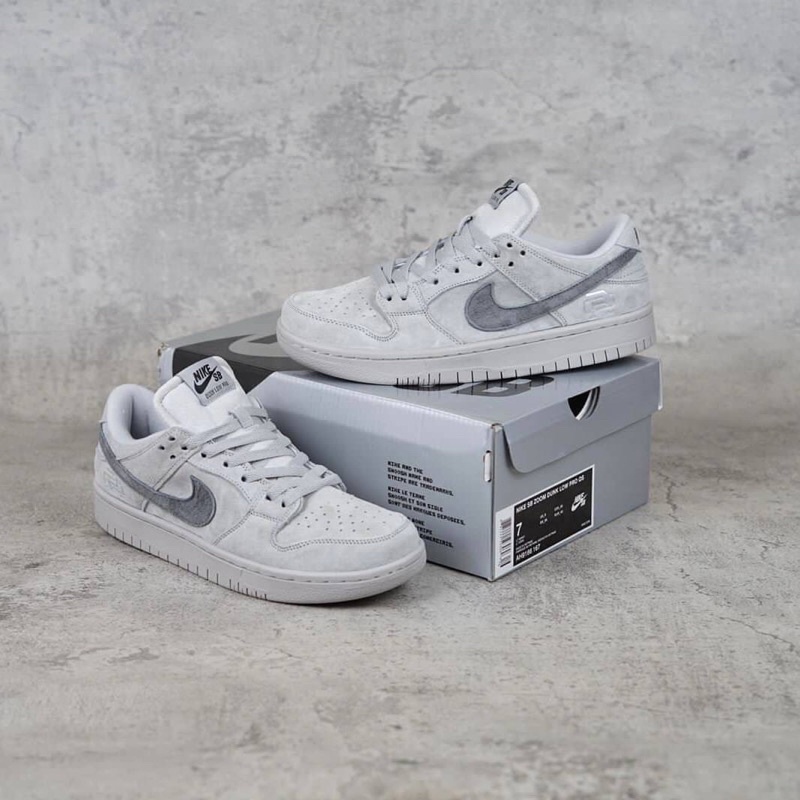 Sepatu Nike Sb Dunk Low Pro Reigning Champ Grey