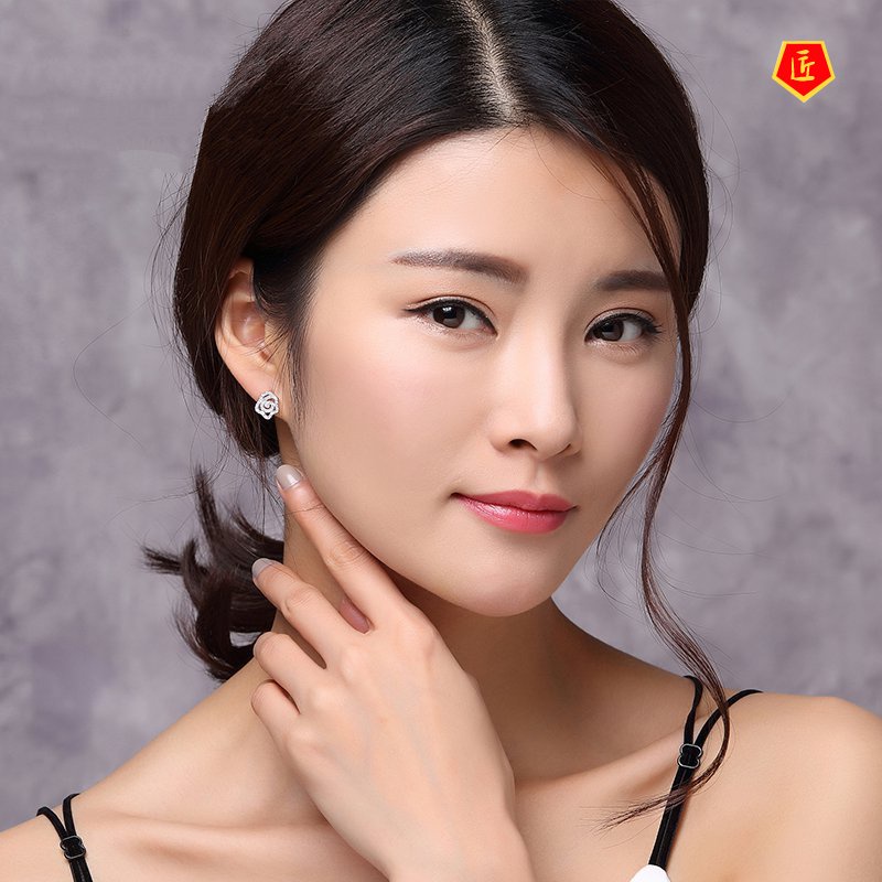 [Ready Stock]925 Silver Rose Diamond Stud Earrings Graceful Fashionable