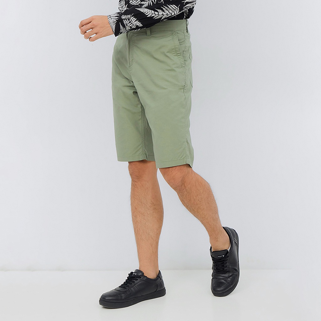 JOY SHADE Men Pants Celana Pendek Pria LIGHT SUMMER GREEN by Tom Tailor