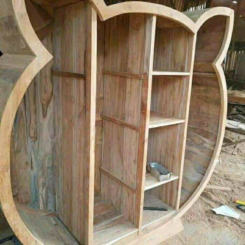 lemari hello kitty/almari baju anak