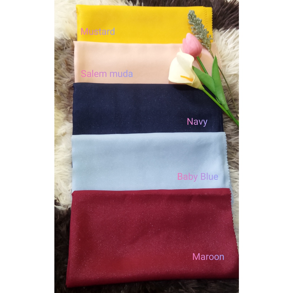 Hijab Segiempat Glamour