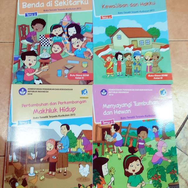 

Buku Paket Tematik SD Kelas 3 Semester 1 K13 Revisi 2018