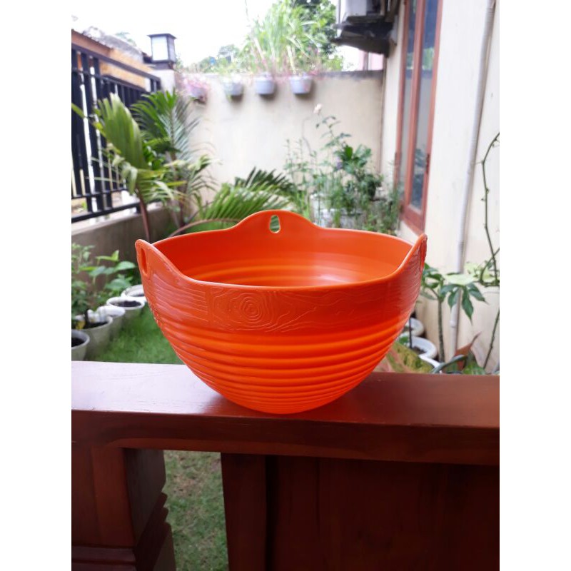 Pot Bunga Tanaman Gantung Gentong Coklat Lovenia 8852 20 cm