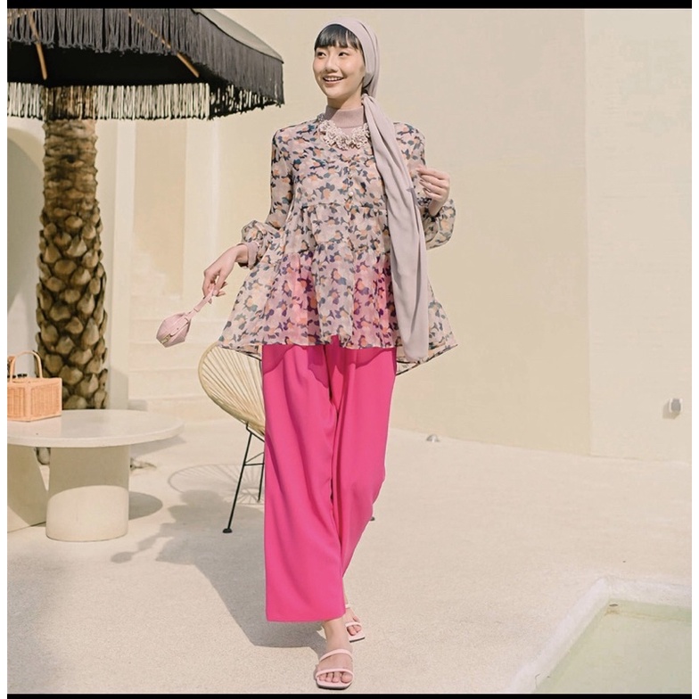 hijabchic amarisa creme floral outerwear