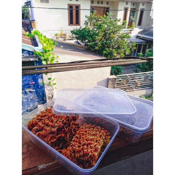 

Mie keriting