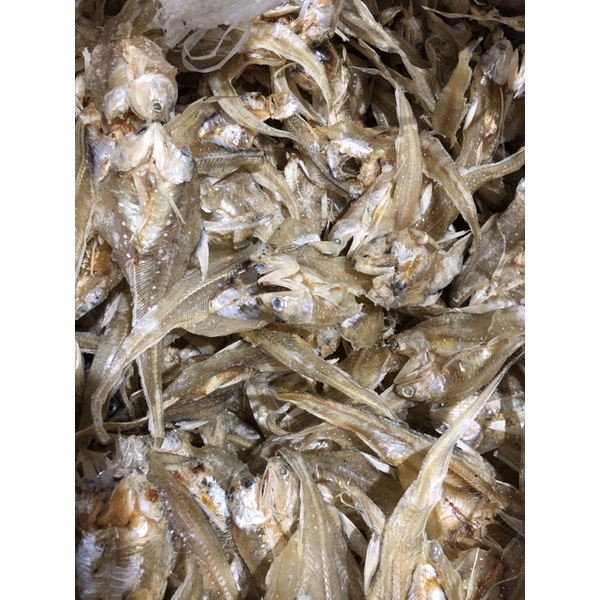 

ikan kering bulu ayam berat 100 gram