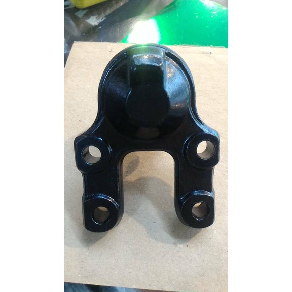 ball join ball joint bawah nissan terrano