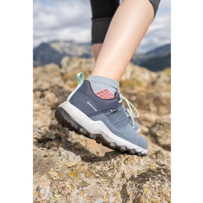 QUECHUA MH500 Sepatu Gunung Wanita Hiking Waterproof