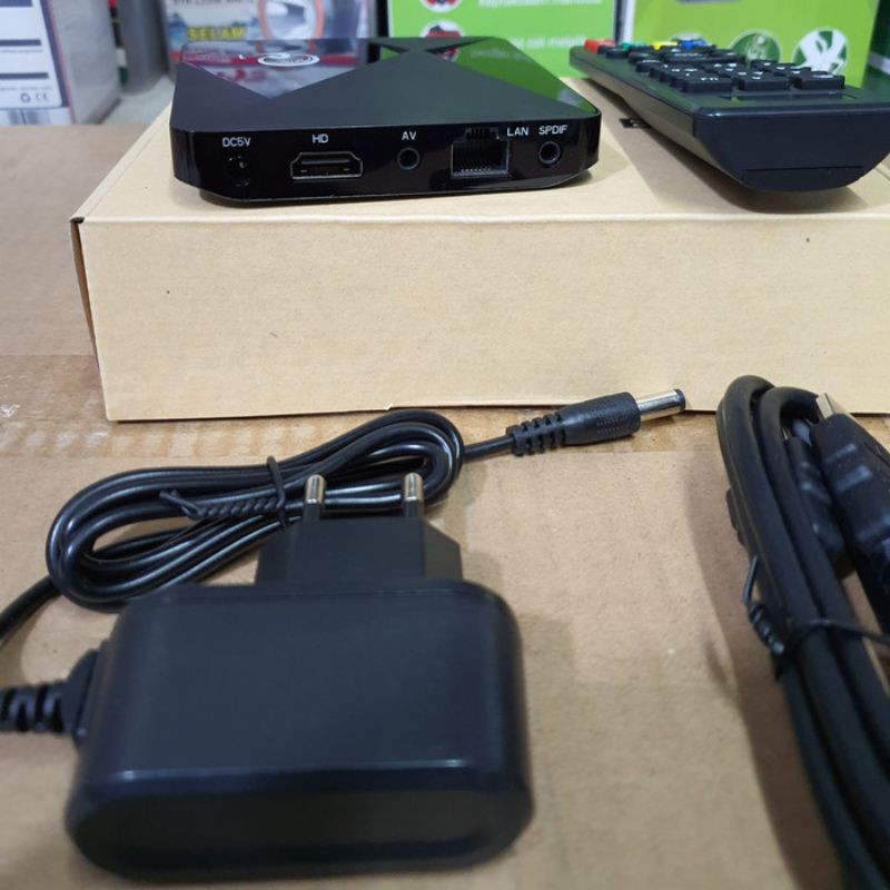Android TV Box / Smart TV Box Mini Q1 4K Ultra HD
