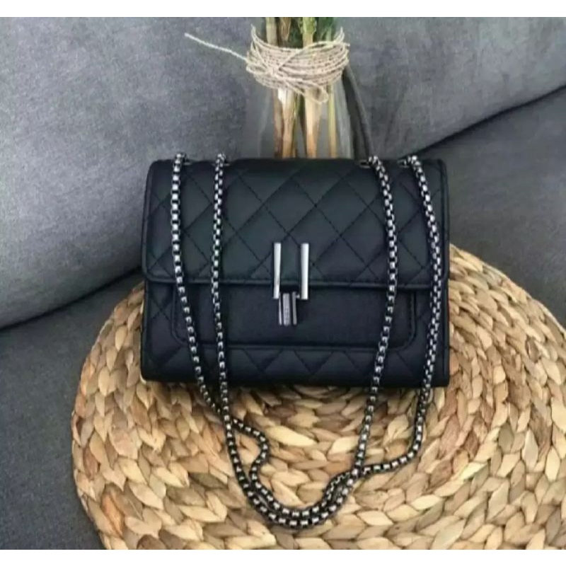 Tas Selempang Wanita Premium - Tas Bahu Import - Tas Wanita terbaru 2022